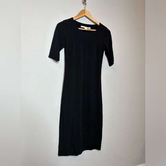 Diane Von Furstenberg Elegant Black Dress size P - Picture 2 of 7